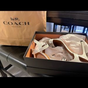 Coach *NEW* Bonnie Shoe in white